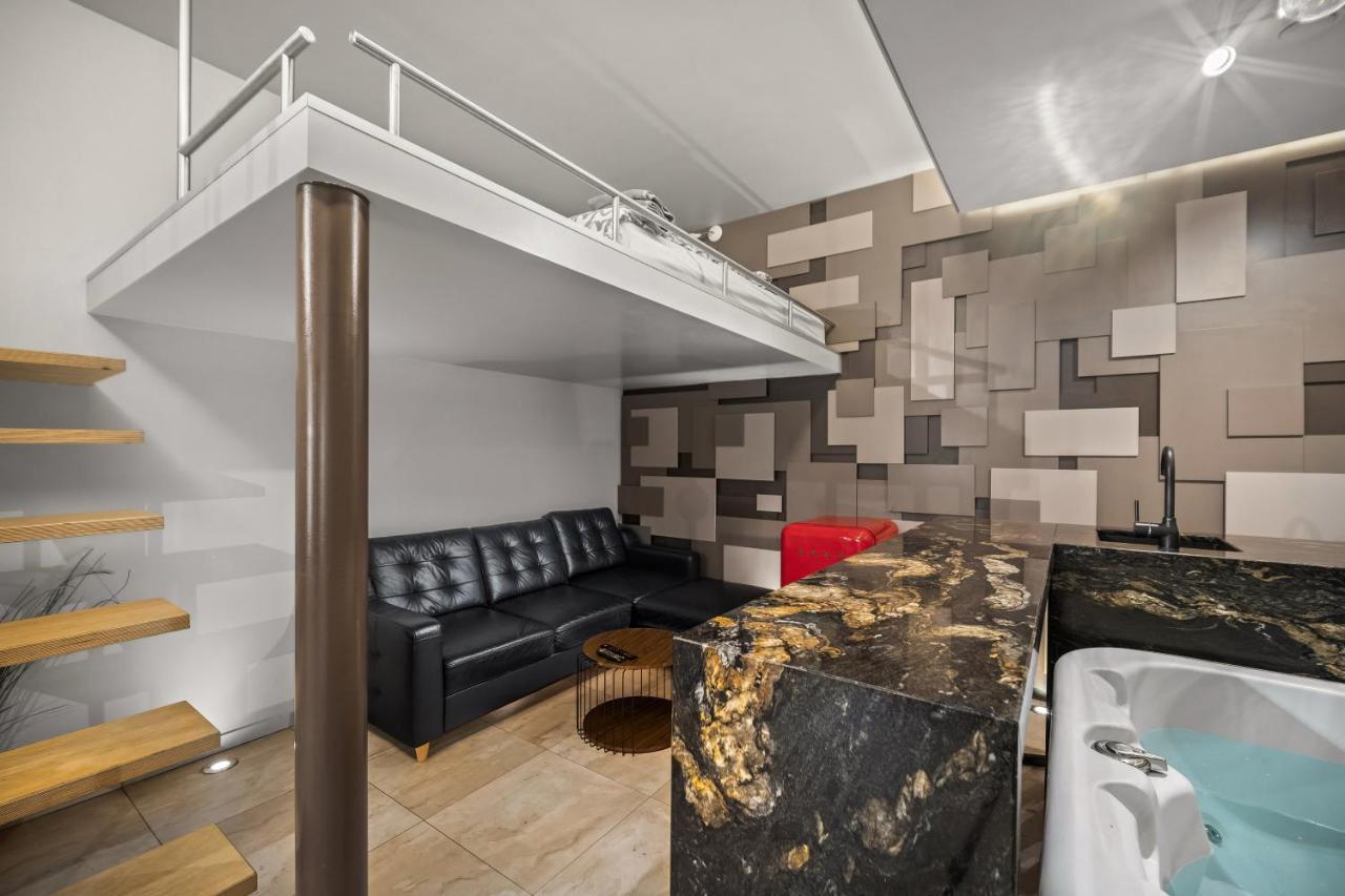 Secret Lounge - Cozy Studio With Sauna And Jacuzzi Vilnius Exterior photo