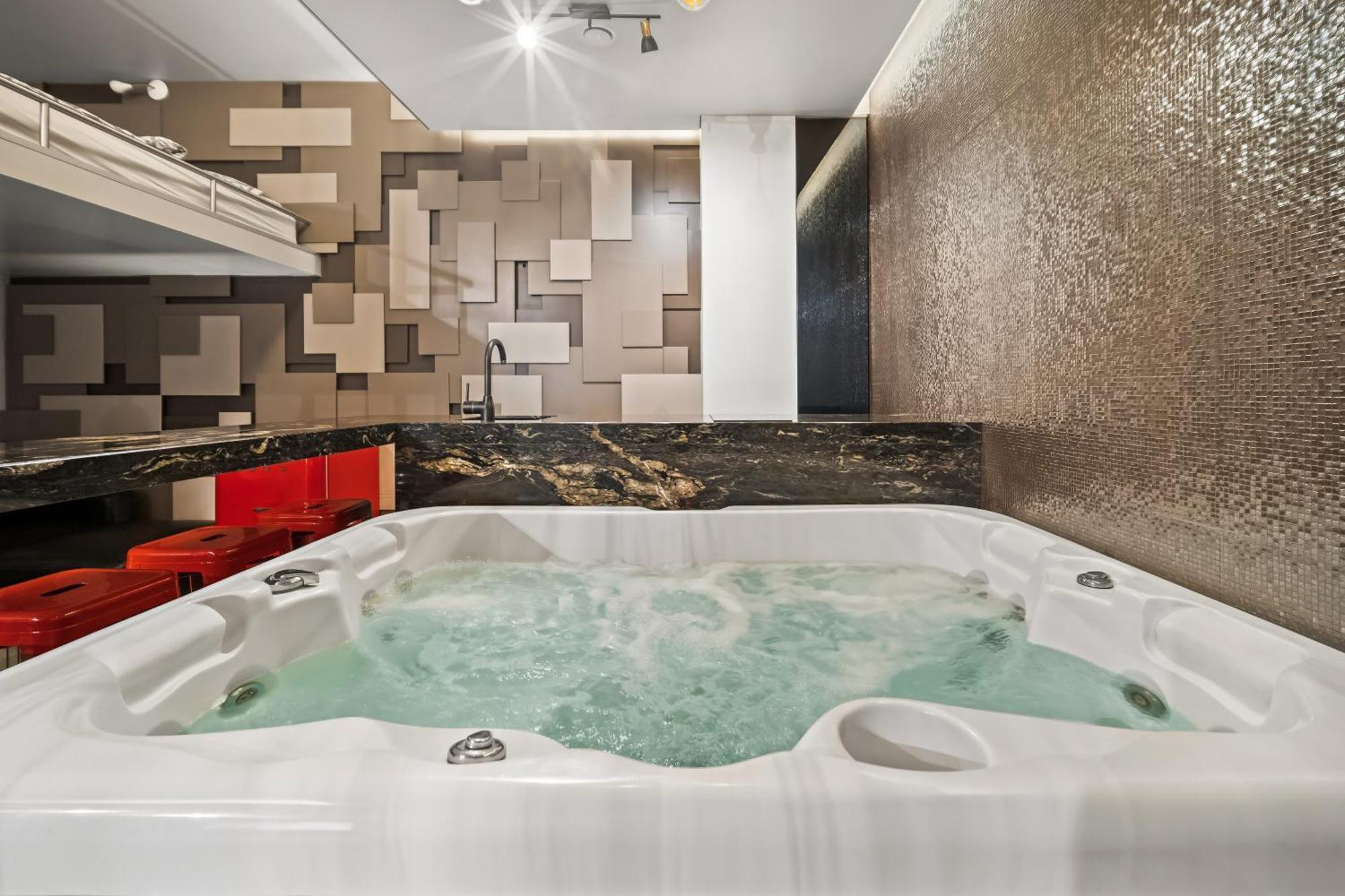 Secret Lounge - Cozy Studio With Sauna And Jacuzzi Vilnius Exterior photo